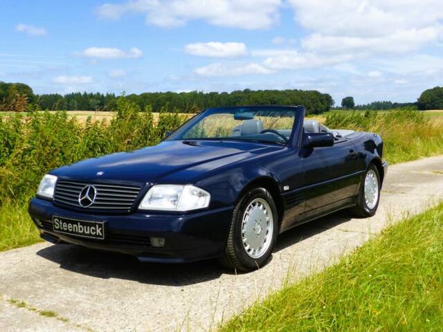 Mercedes-Benz 500 SL Roadster (R 129) dunkelblau 1990