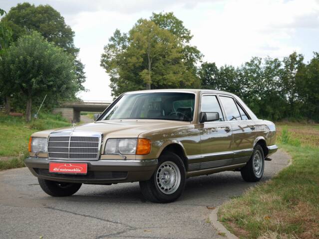 Immagine 1/25 di Mercedes-Benz 500 SE (1981)