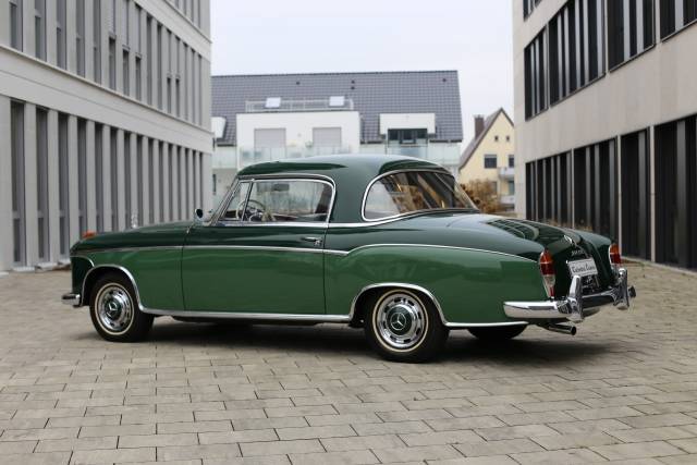Afbeelding 1/87 van Mercedes-Benz 220 SE (1959)