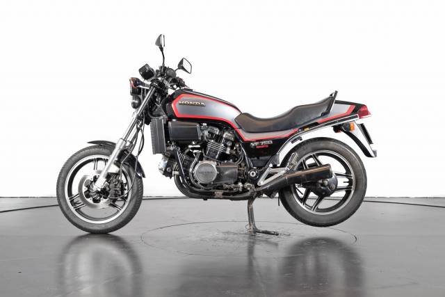 Image 1/19 of Honda DUMMY (1985)