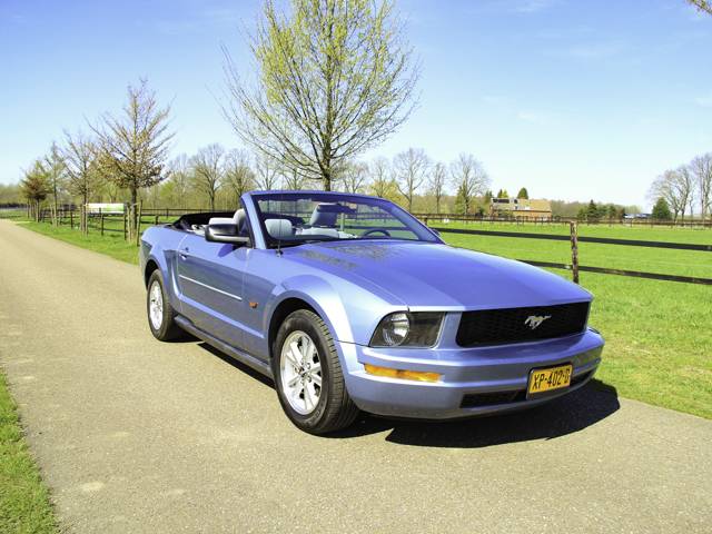 Ford Mustang 2007