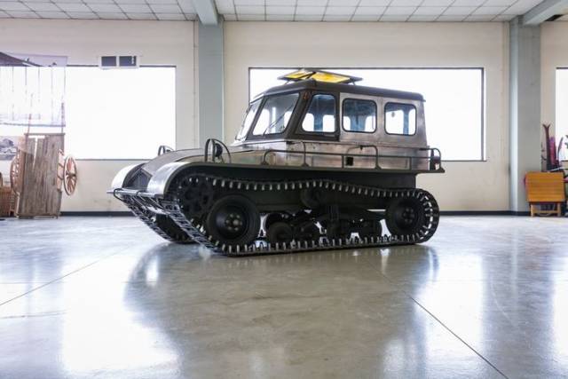 Image 1/7 of Aktiv Fisher Snow-Trac ST4 (1971)