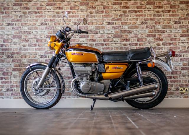 Bild 1/19 von Suzuki DUMMY (1972)