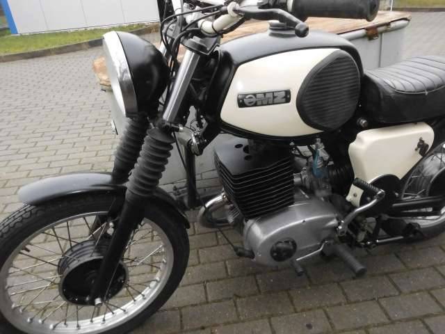 Image 1/30 of MZ DUMMY (1983)