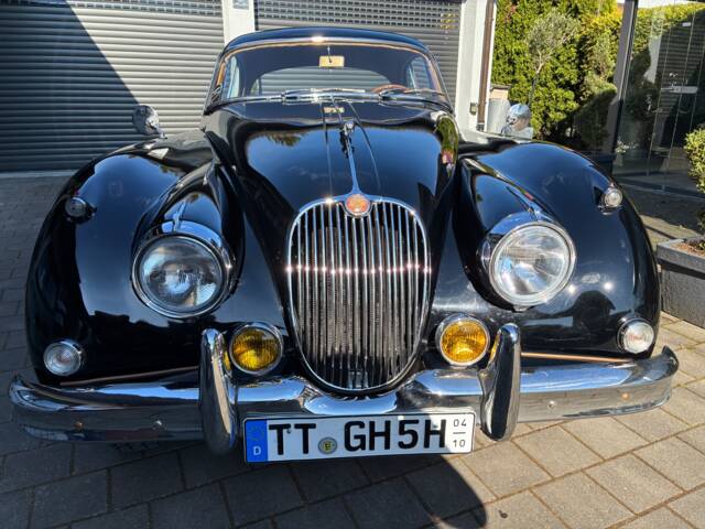 Image 1/46 de Jaguar XK 150 3.8 SE FHC (1960)
