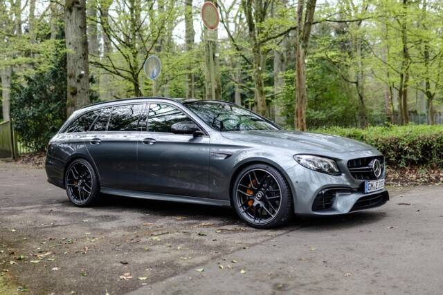 Bild 1/21 von Mercedes-Benz AMG E 63 S 4MATIC+ (2019)