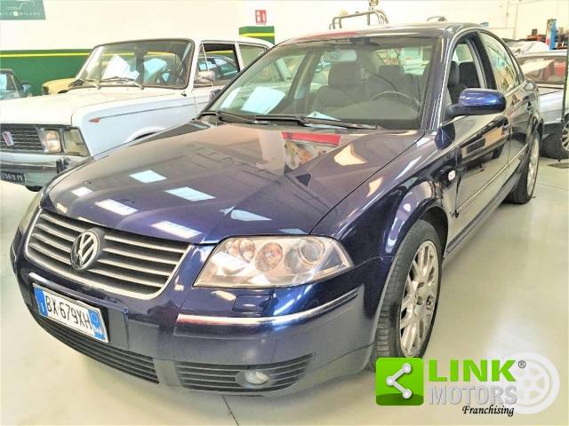 Image 1/19 of Volkswagen Passat 4.0 W8 (2001)