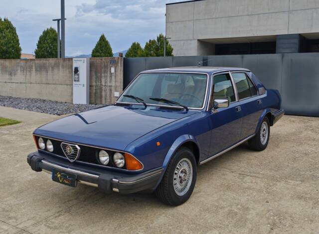 Image 1/34 of Alfa Romeo Alfa 6 - 2.5 (1979)