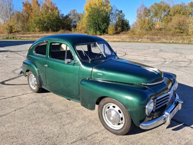 Image 1/8 of Volvo PV 444 (1953)