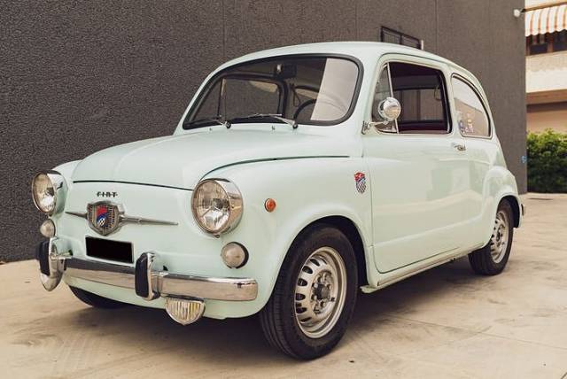 Immagine 1/9 di Giannini Fiat 750 (1968)