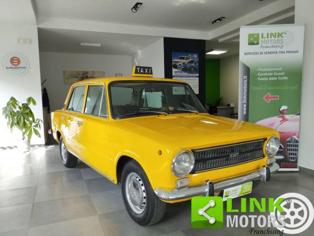 Bild 1/10 von FIAT 124 (1966)