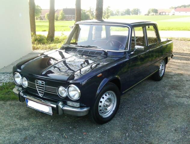 Bild 1/30 von Alfa Romeo Giulia 1.6 Super (1973)