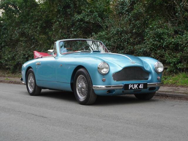 Image 1/29 of Aston Martin DB 2/4 Mk II DHC (1955)