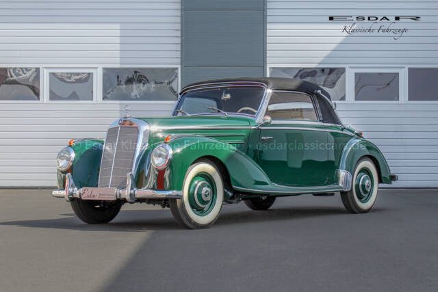 Image 1/38 de Mercedes-Benz 220 Cabriolet A (1955)