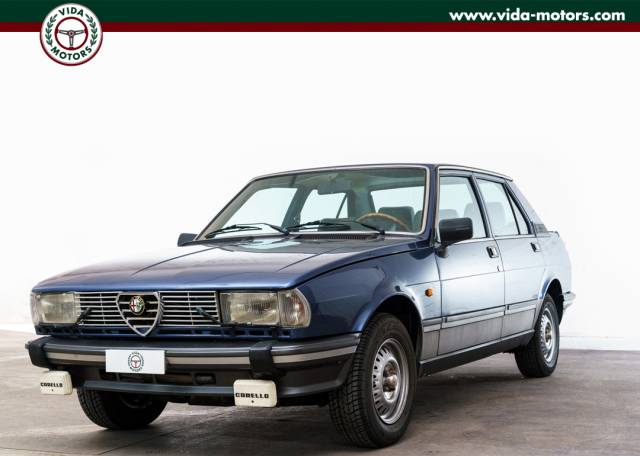 Bild 1/45 von Alfa Romeo Giulietta 1.8 (1982)
