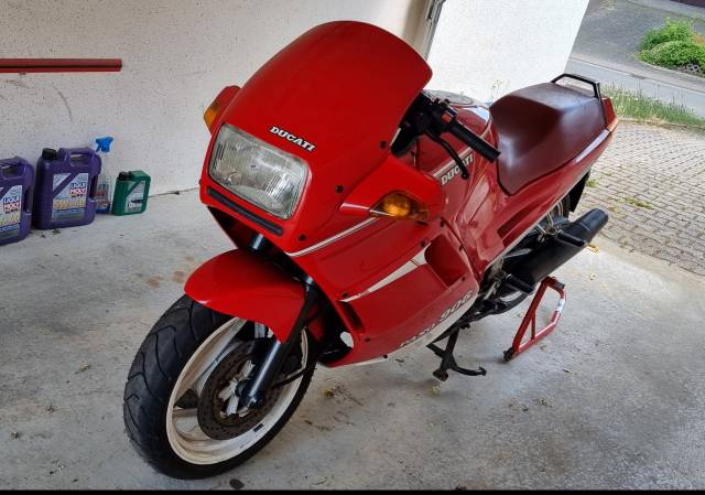 Immagine 1/9 di Ducati DUMMY (1990)