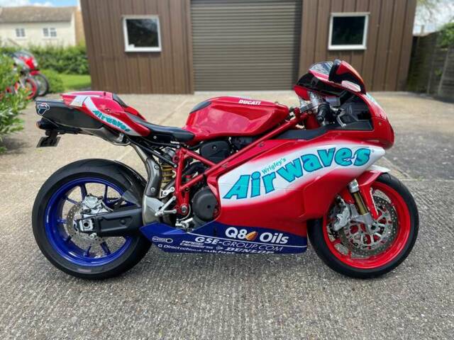Bild 1/39 von Ducati DUMMY (2007)