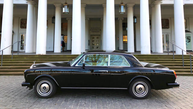 Image 1/16 de Rolls-Royce Corniche I (1979)