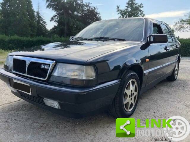 Image 1/10 of Lancia Thema 16V (1990)