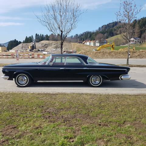 Image 1/42 of Dodge Custom 880 (1963)