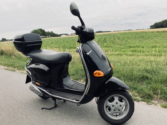 Image 1/5 of Piaggio DUMMY (1997)