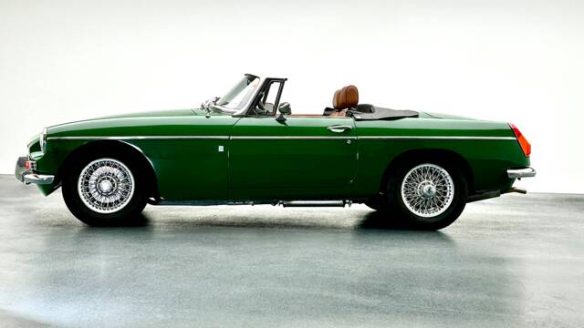 Image 1/14 of MG MGB (1973)