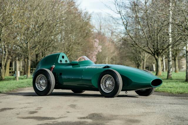 Image 1/50 of Vanwall VW 5 (1957)