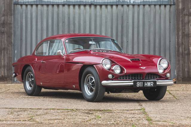 Image 1/50 of Jensen C-V8 MK I (1963)