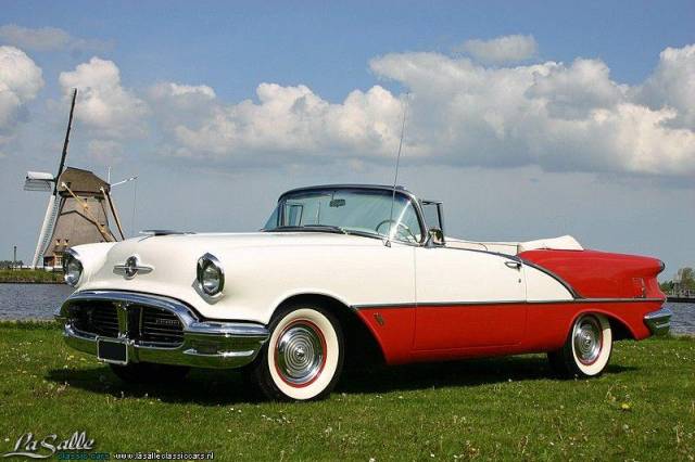 Afbeelding 1/20 van Oldsmobile Super 88 (1956)