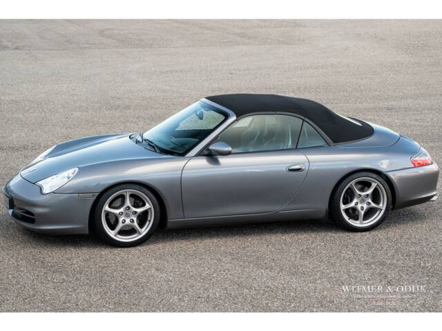 Bild 1/30 von Porsche 911 Carrera (2003)