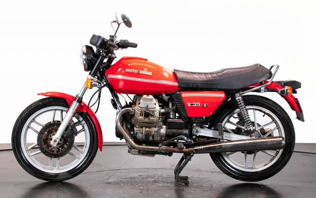 Bild 1/18 von Moto Guzzi DUMMY (1981)
