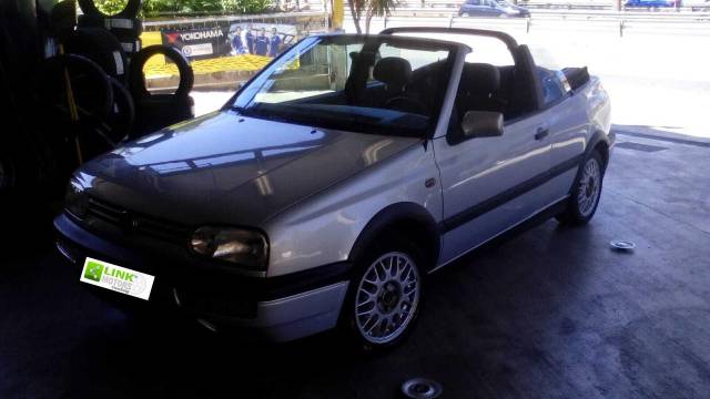 Bild 1/4 von Volkswagen Golf III Cabrio 1.6 (1997)