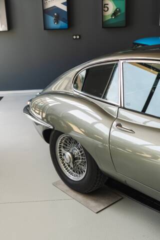 Image 1/21 of Jaguar E-Type 3.8 (1963)