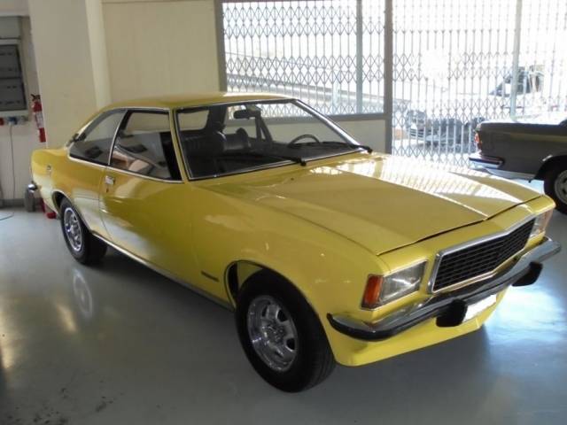 Bild 1/20 von Opel Commodore 2,5 GS (1973)