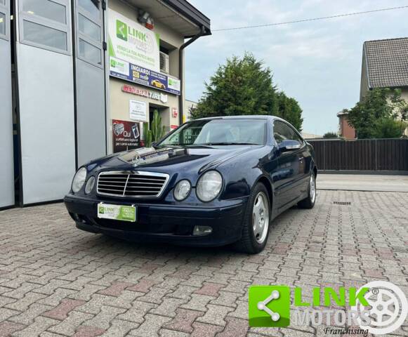 Image 1/10 of Mercedes-Benz CLK 200 Kompressor (2000)
