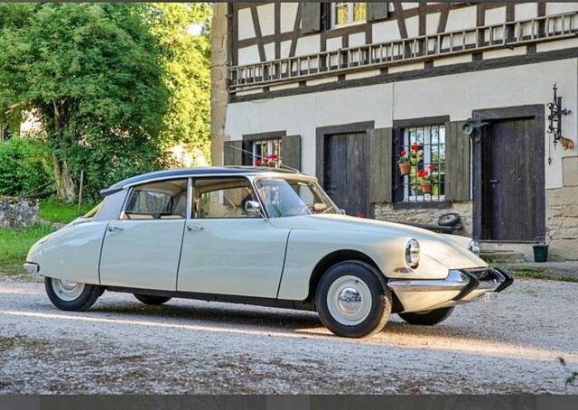 Bild 1/6 von Citroën ID 19 Break (1967)