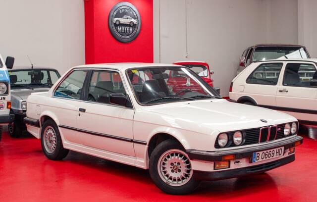 Image 1/38 of BMW 325i (1986)