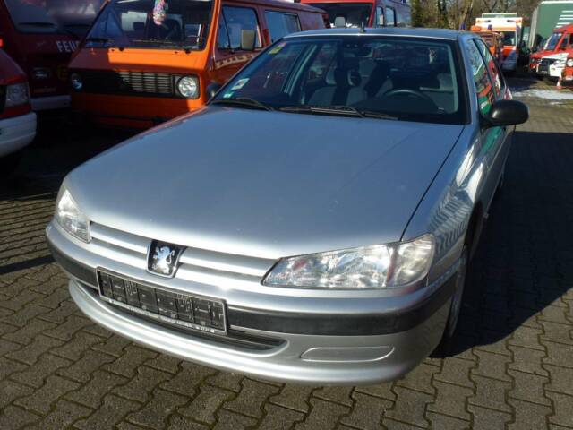 Bild 1/24 von Peugeot 406 1.8 16v (1998)