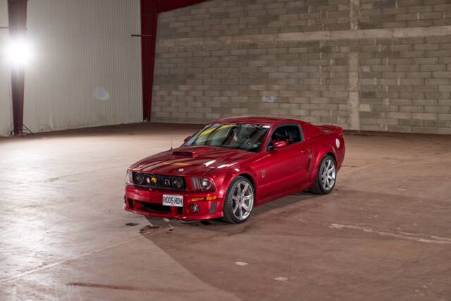 Image 1/68 of Ford Mustang GT (2005)