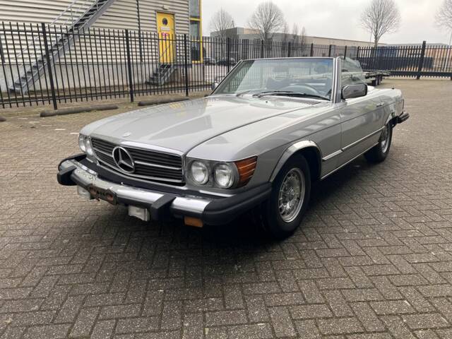 Image 1/8 de Mercedes-Benz 450 SL (1978)