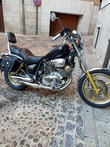 Bild 1/4 von Yamaha DUMMY (1984)