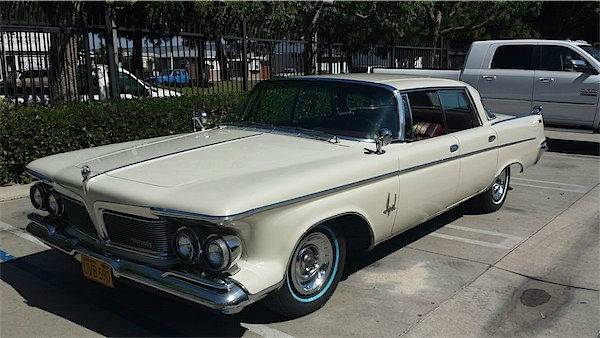 Image 1/12 of Chrysler Imperial Coupe (1962)