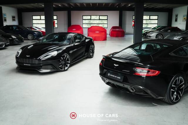 Image 1/22 of Aston Martin Vanquish (2017)