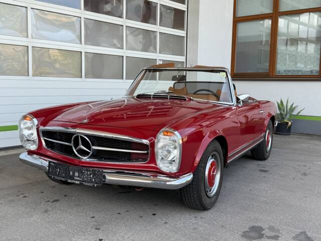 Image 1/19 of Mercedes-Benz 280 SL (1971)
