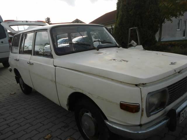 Image 1/29 of Wartburg 353 W Tourist (1977)