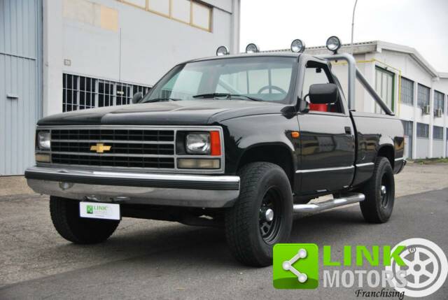 Bild 1/10 von Chevrolet K1500 (1990)