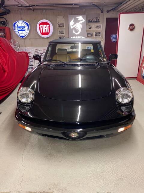 Image 1/22 of Alfa Romeo 2.0 Spider (1993)