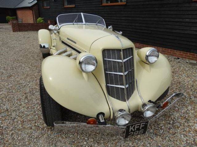 Image 1/9 of Auburn Speedster 851 (1936)