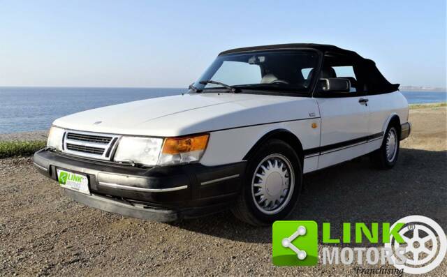 Image 1/10 de Saab 900 S (1992)