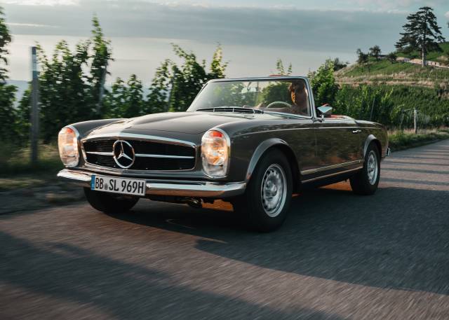 Gray Mercedes-Benz 280 SL Pagoda for sale